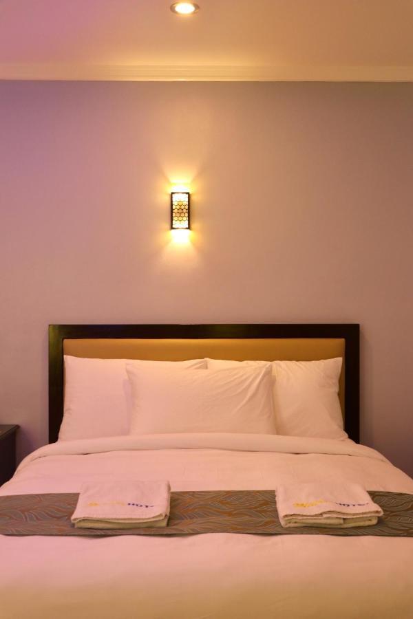 Maison Hotel Cauayan Eksteriør billede